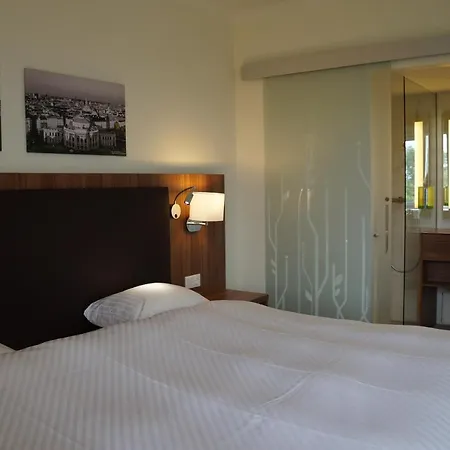Carathotel Wien City Park-2